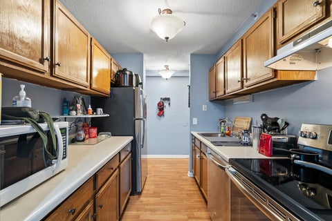Tiny photo for 1800 Huntington Boulevard #307, Hoffman Estates, IL 60169 (MLS # 12751739)