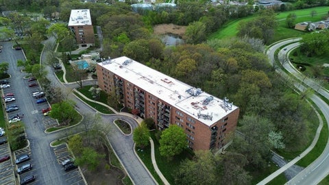 Tiny photo for 1800 Huntington Boulevard #307, Hoffman Estates, IL 60169 (MLS # 12751739)