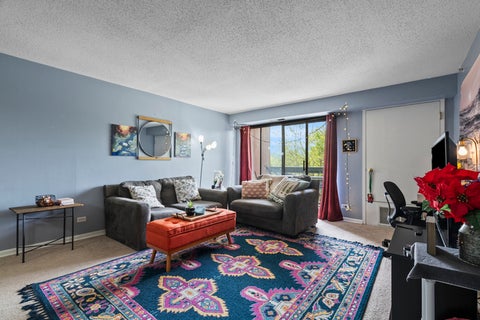 Tiny photo for 1800 Huntington Boulevard #307, Hoffman Estates, IL 60169 (MLS # 12751739)