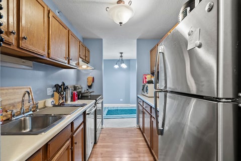 Tiny photo for 1800 Huntington Boulevard #307, Hoffman Estates, IL 60169 (MLS # 12751739)
