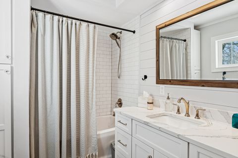 Tiny photo for 43225 N Lakeside Drive, Antioch, IL 60002 (MLS # 12554875)