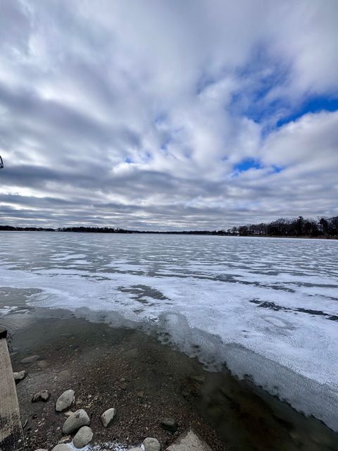 Tiny photo for 43225 N Lakeside Drive, Antioch, IL 60002 (MLS # 12554875)