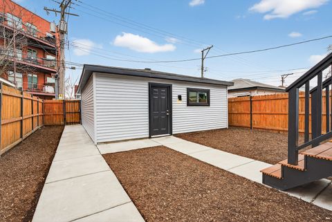 Tiny photo for 3642 N Sawyer Avenue, Chicago, IL 60618 (MLS # 12593267)