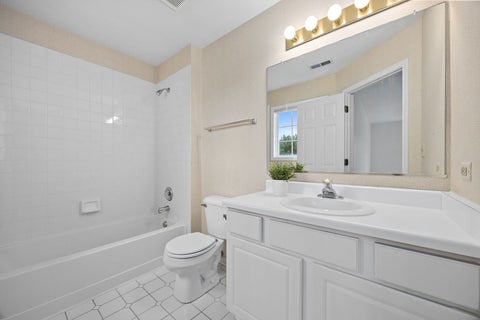 Tiny photo for 30 W 20TH Street #0, Lombard, IL 60148 (MLS # 12711403)