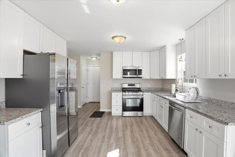 Tiny photo for 37532 N Amber Way, Lake Villa, IL 60046 (MLS # 12581004)