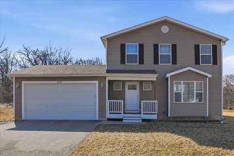 Photo of 37532 N Amber Way, Lake Villa, IL 60046 (MLS # 12581004)