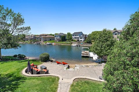 Tiny photo for 13218 Lakepoint Drive, Plainfield, IL 60585 (MLS # 12421748)