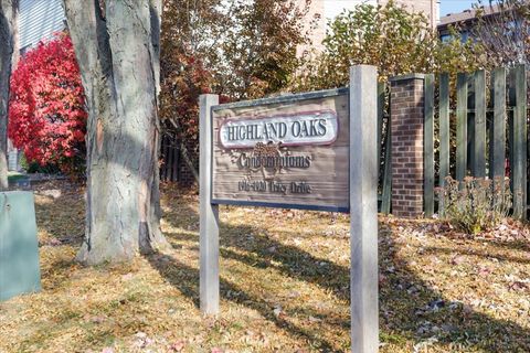 Tiny photo for 1920 Tracy Drive #12, Bloomington, IL 61704 (MLS # 12516793)