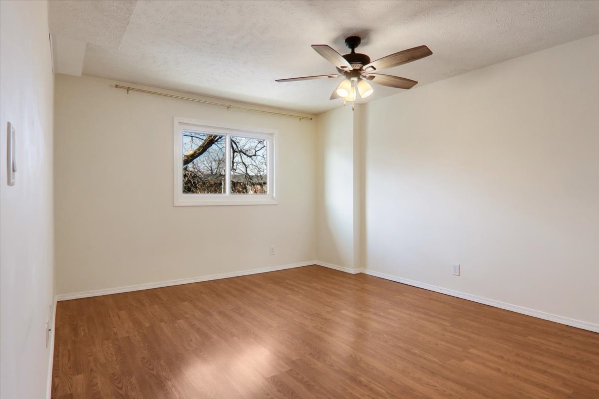 Bloomington, Illinois 61704, United States, 2 Bedrooms Bedrooms, ,2 BathroomsBathrooms,Residential,Active,245767