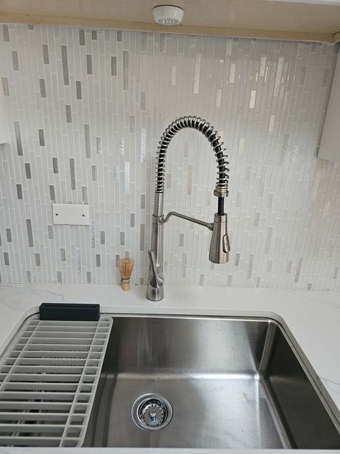 Tiny photo for 3900 N Lake Shore Drive #9D, Chicago, IL 60613 (MLS # 12599784)