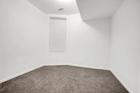 Tiny photo for 752 E 43rd Street #2E, Chicago, IL 60653 (MLS # 12548986)