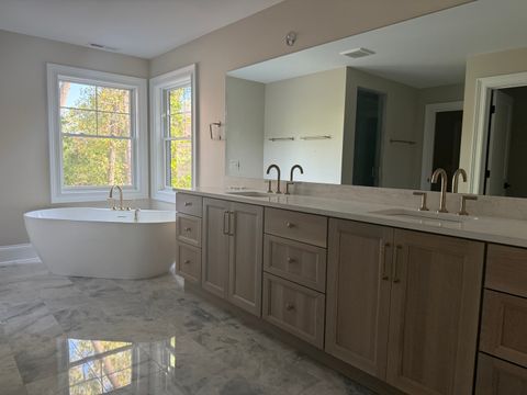 Tiny photo for 213 Northampton Lane, Lincolnshire, IL 60069 (MLS # 12527004)