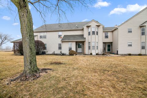 Photo of 104 Chesterfield Court #1, Bourbonnais, IL 60914 (MLS # 12586076)