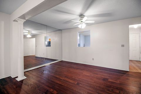 Tiny photo for 104 Chesterfield Court #1, Bourbonnais, IL 60914 (MLS # 12586076)