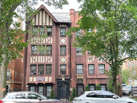 5516 N Kenmore Avenue 401 Chicago IL 60640