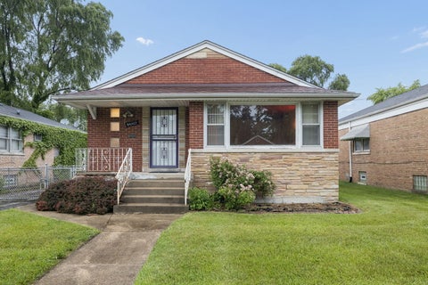 Photo of 9 E 144th Street, Riverdale, IL 60827 (MLS # 12677146)