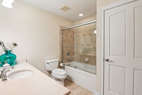 Tiny photo for 5730 Lee Avenue, Downers Grove, IL 60516 (MLS # 12611099)