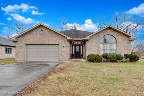 Photo of 4211 W 135th Street, Crestwood, IL 60418 (MLS # 12651961)