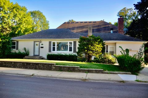 Photo of 110 W 12th Avenue, Naperville, IL 60563 (MLS # 12509057)