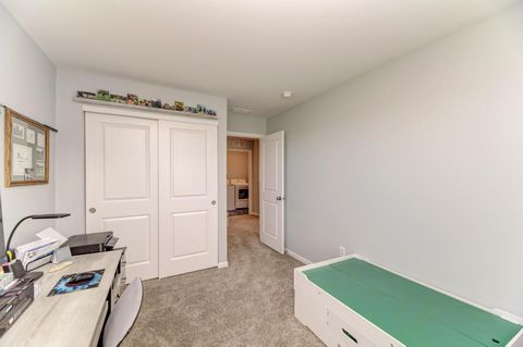 Tiny photo for 126 Kingsport Drive, South Elgin, IL 60177 (MLS # 12484456)