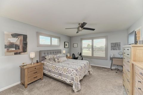 Tiny photo for 126 Kingsport Drive, South Elgin, IL 60177 (MLS # 12484456)