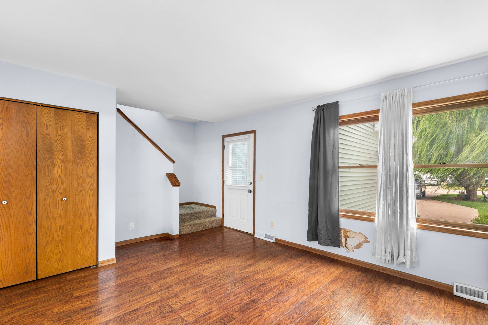 1426 Anthony Lane