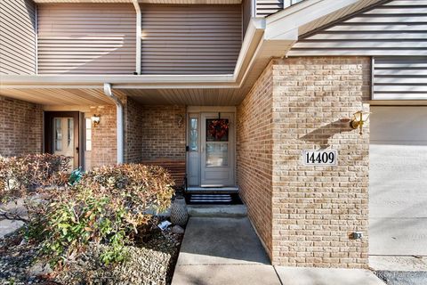 Tiny photo for 14409 Lamon Avenue, Midlothian, IL 60445 (MLS # 12534397)