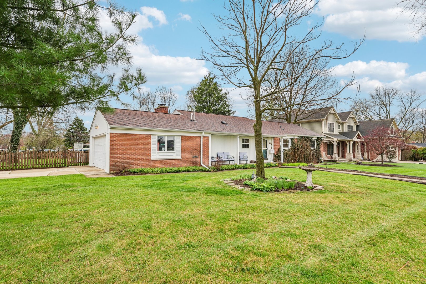 902 Arbor Court