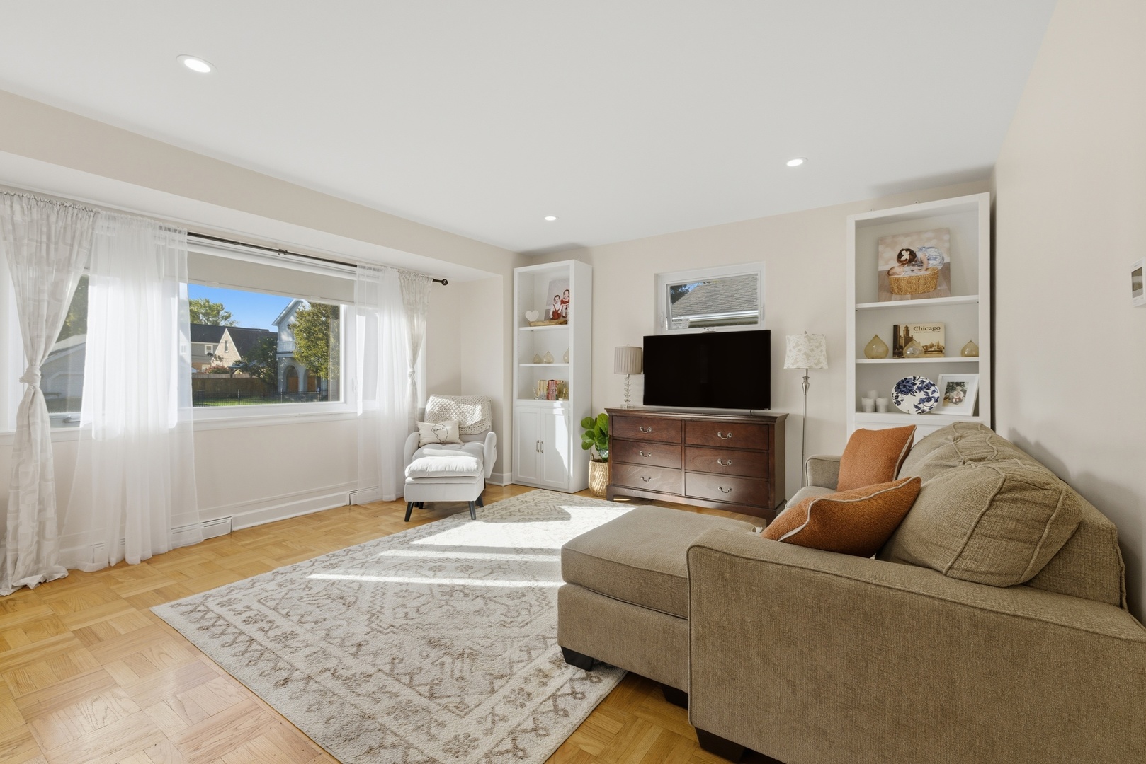 7448 W Jonquil Terrace