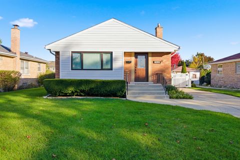 Photo of 7448 W Jonquil Terrace, Niles, IL 60714 (MLS # 12508852)