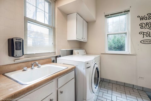 Tiny photo for 1748 Lunt Avenue, Des Plaines, IL 60018 (MLS # 12763328)