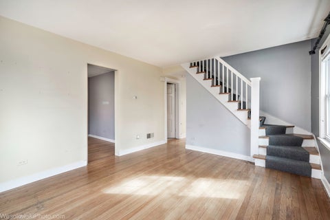 Tiny photo for 1748 Lunt Avenue, Des Plaines, IL 60018 (MLS # 12763328)