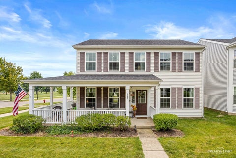 Tiny photo for 909 Four Seasons Boulevard, Aurora, IL 60504 (MLS # 12706896)