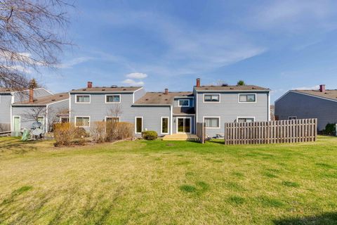 Tiny photo for 456 Harmony Drive, Wheeling, IL 60090 (MLS # 12606810)