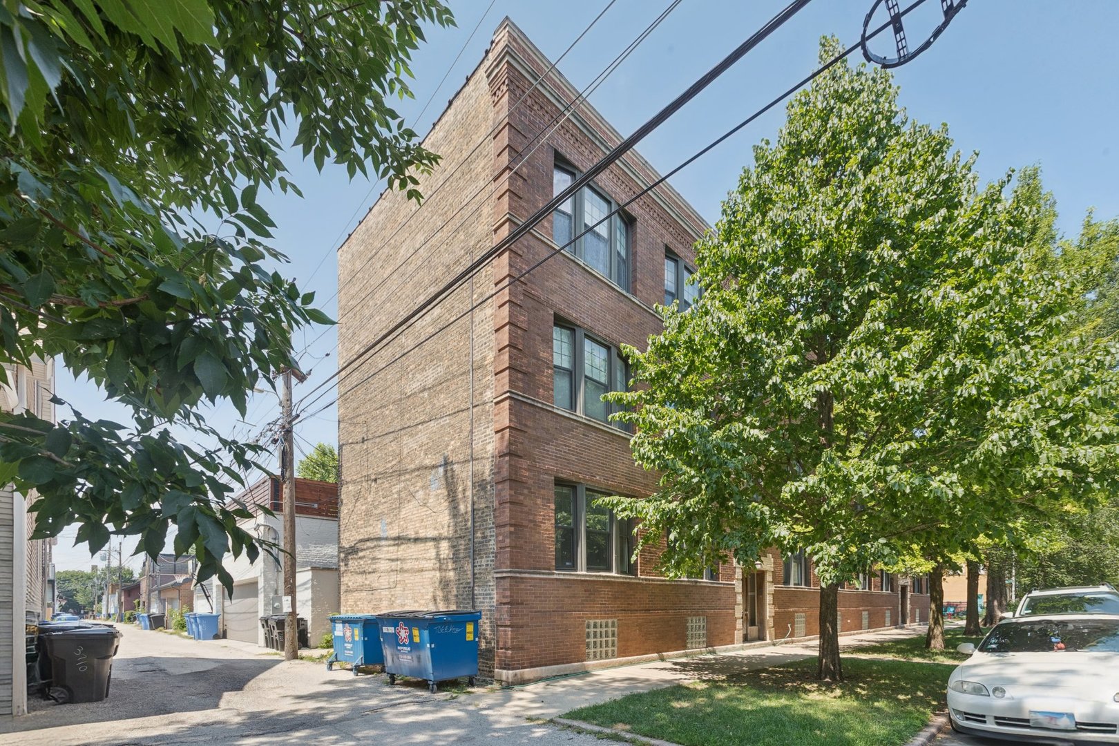 3716 N HOYNE Avenue 1