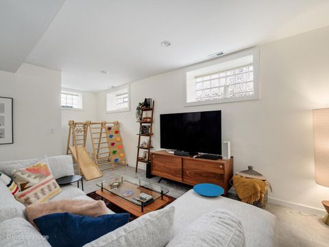 Tiny photo for 1445 W Huron Street #1, Chicago, IL 60642 (MLS # 12627078)