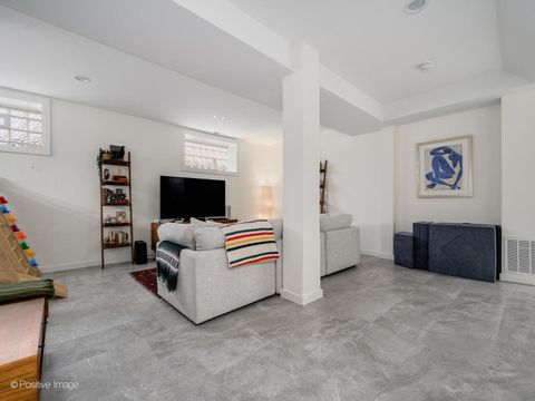 Tiny photo for 1445 W Huron Street #1, Chicago, IL 60642 (MLS # 12627078)