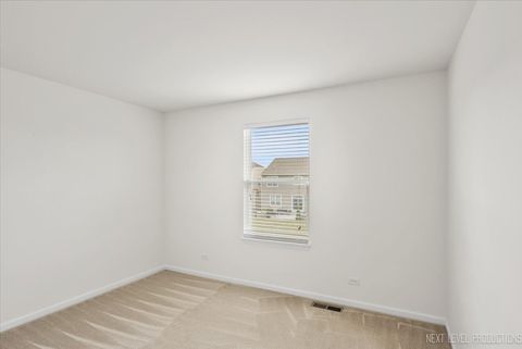 Tiny photo for 5734 OAK RIDGE Way, Lisle, IL 60532 (MLS # 12551680)