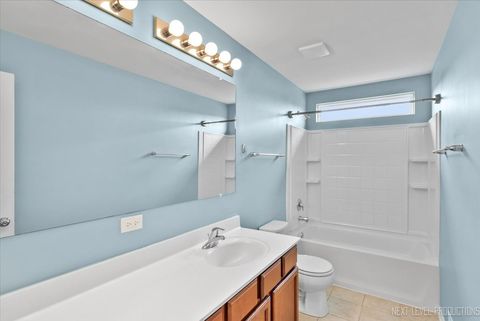 Tiny photo for 5734 OAK RIDGE Way, Lisle, IL 60532 (MLS # 12551680)