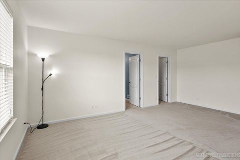 Tiny photo for 5734 OAK RIDGE Way, Lisle, IL 60532 (MLS # 12551680)