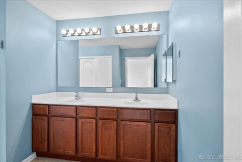 Tiny photo for 5734 OAK RIDGE Way, Lisle, IL 60532 (MLS # 12551680)