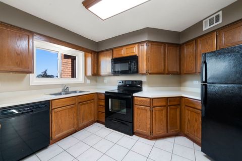 Tiny photo for 6421 Pershing Road #404, Stickney, IL 60402 (MLS # 12503027)