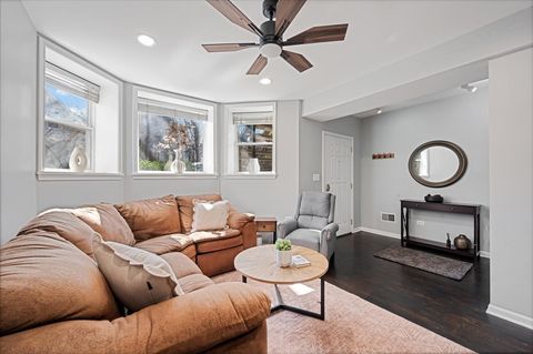 Tiny photo for 1714 W School Street #1, Chicago, IL 60657 (MLS # 12586516)