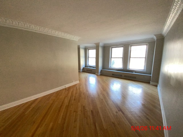 6101 N Sheridan Road