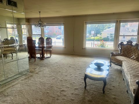 Tiny photo for 2800 W Bryn Mawr Avenue, Chicago, IL 60659 (MLS # 12615487)