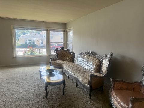 Tiny photo for 2800 W Bryn Mawr Avenue, Chicago, IL 60659 (MLS # 12615487)