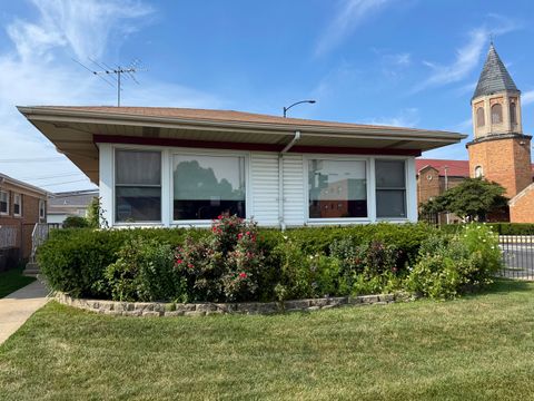 Photo of 2800 W Bryn Mawr Avenue, Chicago, IL 60659 (MLS # 12615487)