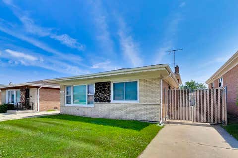 Tiny photo for 509 Paxton Avenue, Calumet City, IL 60409 (MLS # 12695866)