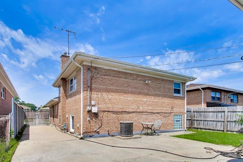 Tiny photo for 509 Paxton Avenue, Calumet City, IL 60409 (MLS # 12695866)
