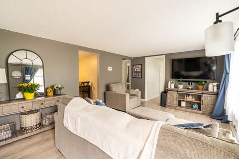 Tiny photo for 846 W Kent Avenue, Crete, IL 60417 (MLS # 12463668)